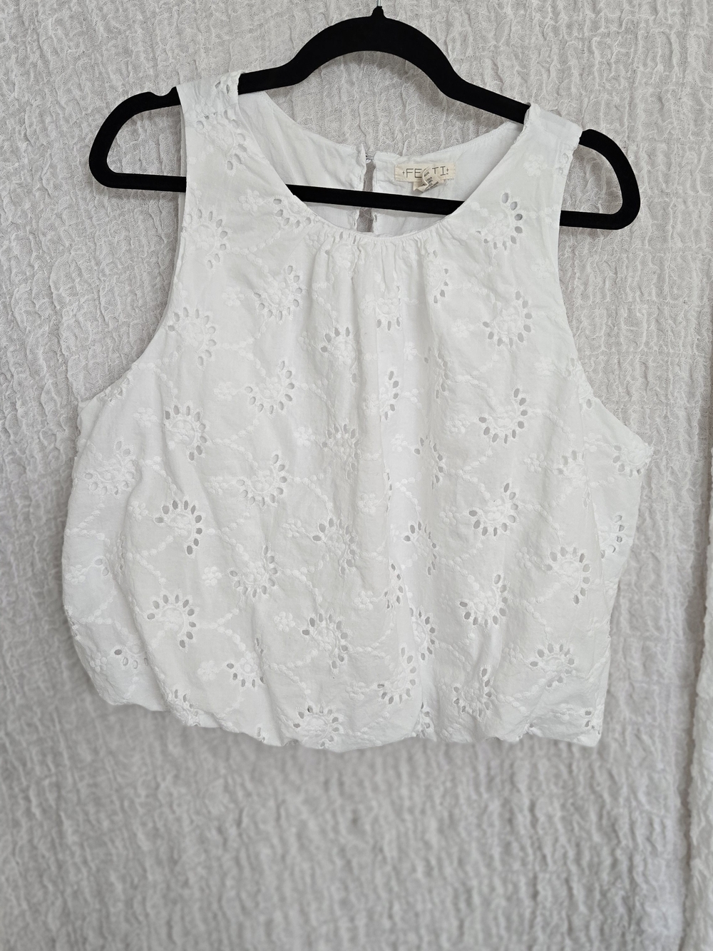 Festi White Cotton Top Torrid Size 1
